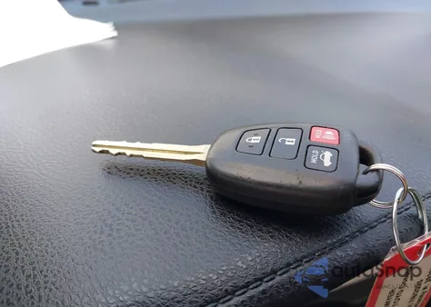 2016 Toyota Corolla S Plus из США, поврежденный, VIN 2T1BURHE0GC745199